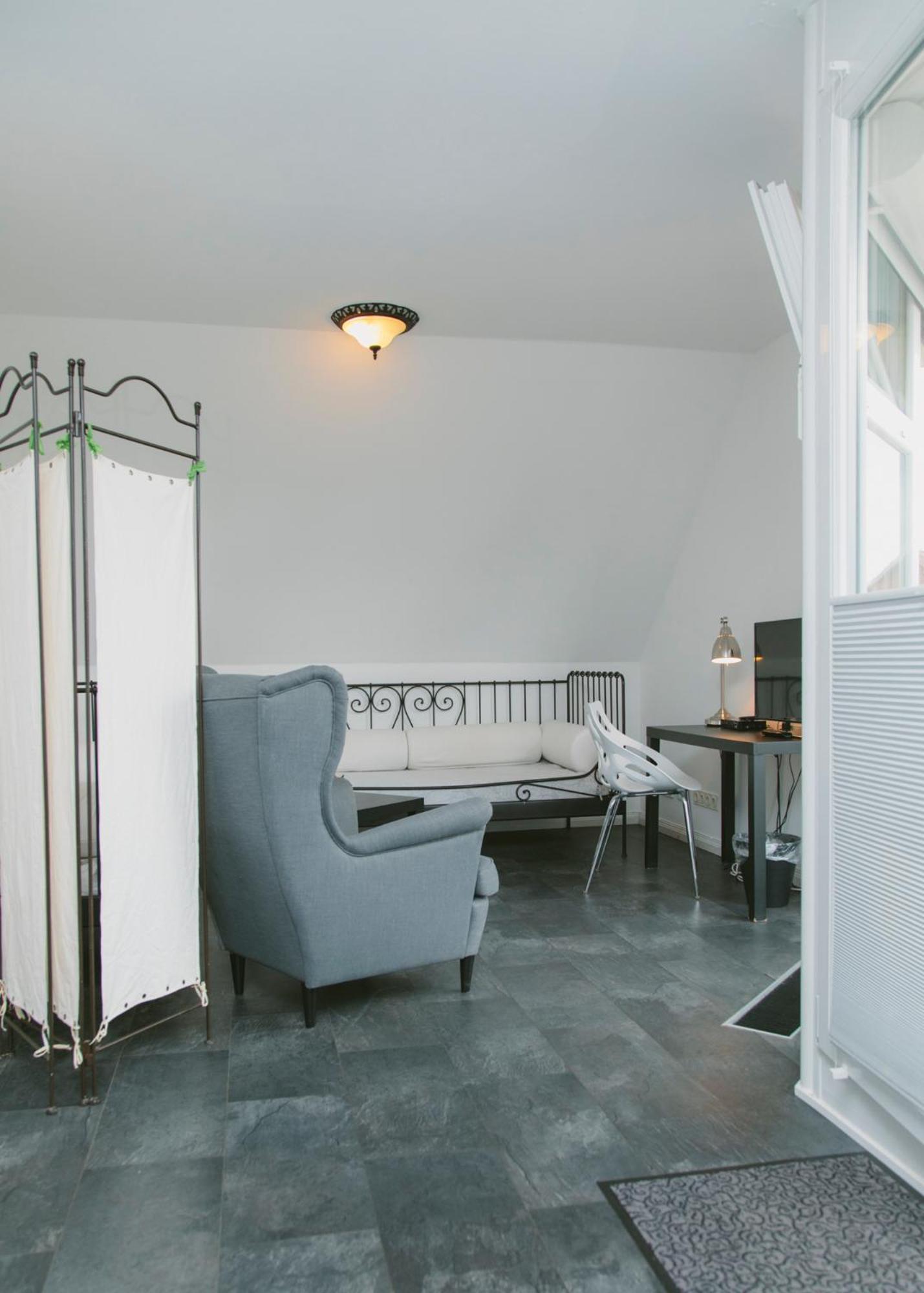Gaestehaus Vigliarolo Gewerblich Jedes Zimmer Eigenes Bad Gemeinschaftskueche Эльмсхорн Экстерьер фото
