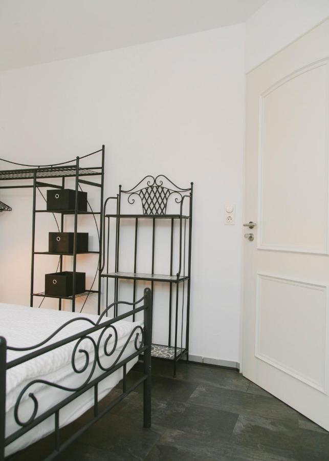 Gaestehaus Vigliarolo Gewerblich Jedes Zimmer Eigenes Bad Gemeinschaftskueche Эльмсхорн Экстерьер фото
