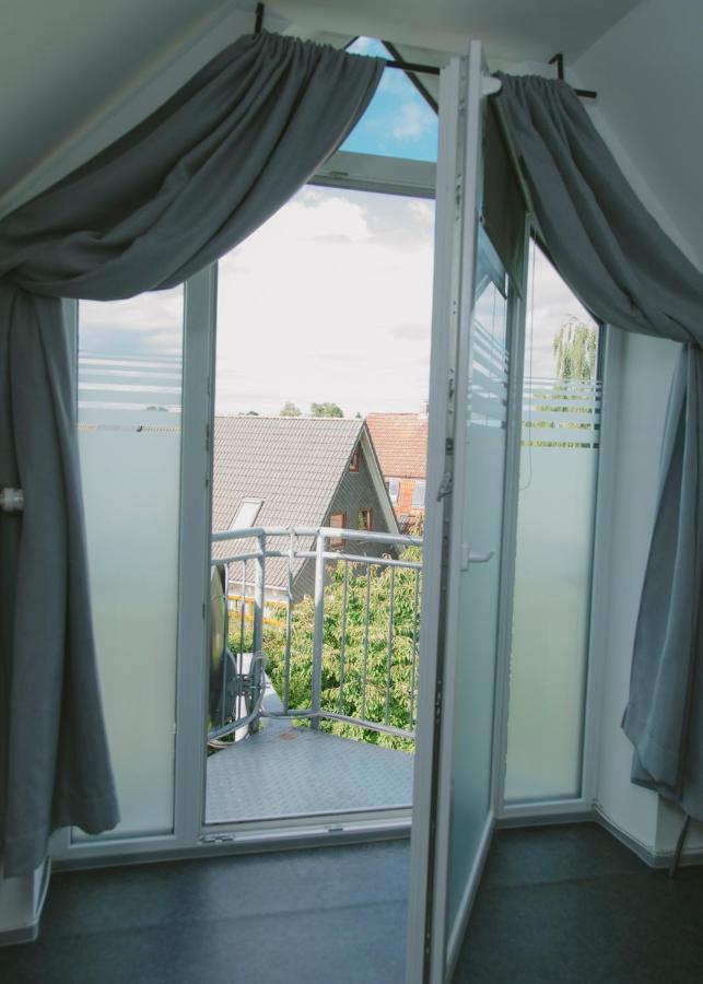 Gaestehaus Vigliarolo Gewerblich Jedes Zimmer Eigenes Bad Gemeinschaftskueche Эльмсхорн Экстерьер фото