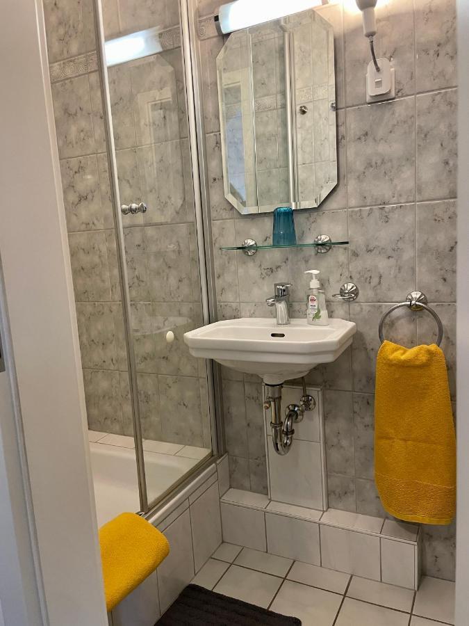 Gaestehaus Vigliarolo Gewerblich Jedes Zimmer Eigenes Bad Gemeinschaftskueche Эльмсхорн Экстерьер фото